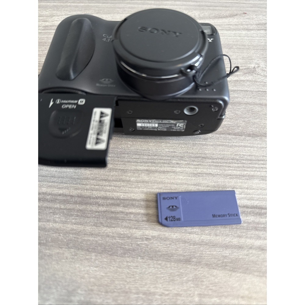 Sony Cyber-shot DSC-S85 Digital Camera 4.1MP Black Tested Works Needs Battery - Picture 9 of 9